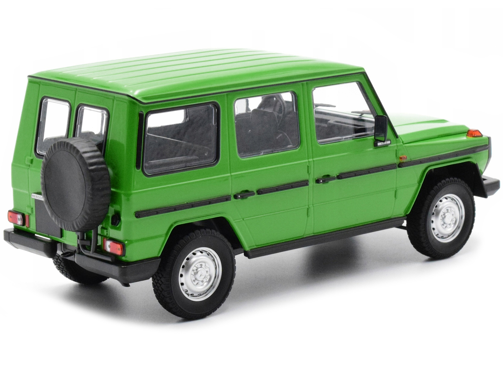 1980 Mercedes-Benz G-Model (LWB) Green with Black Stripes Limited Edition to 402 pieces Worldwide 1/18 Diecast Model Car by Minichamps - Image 3