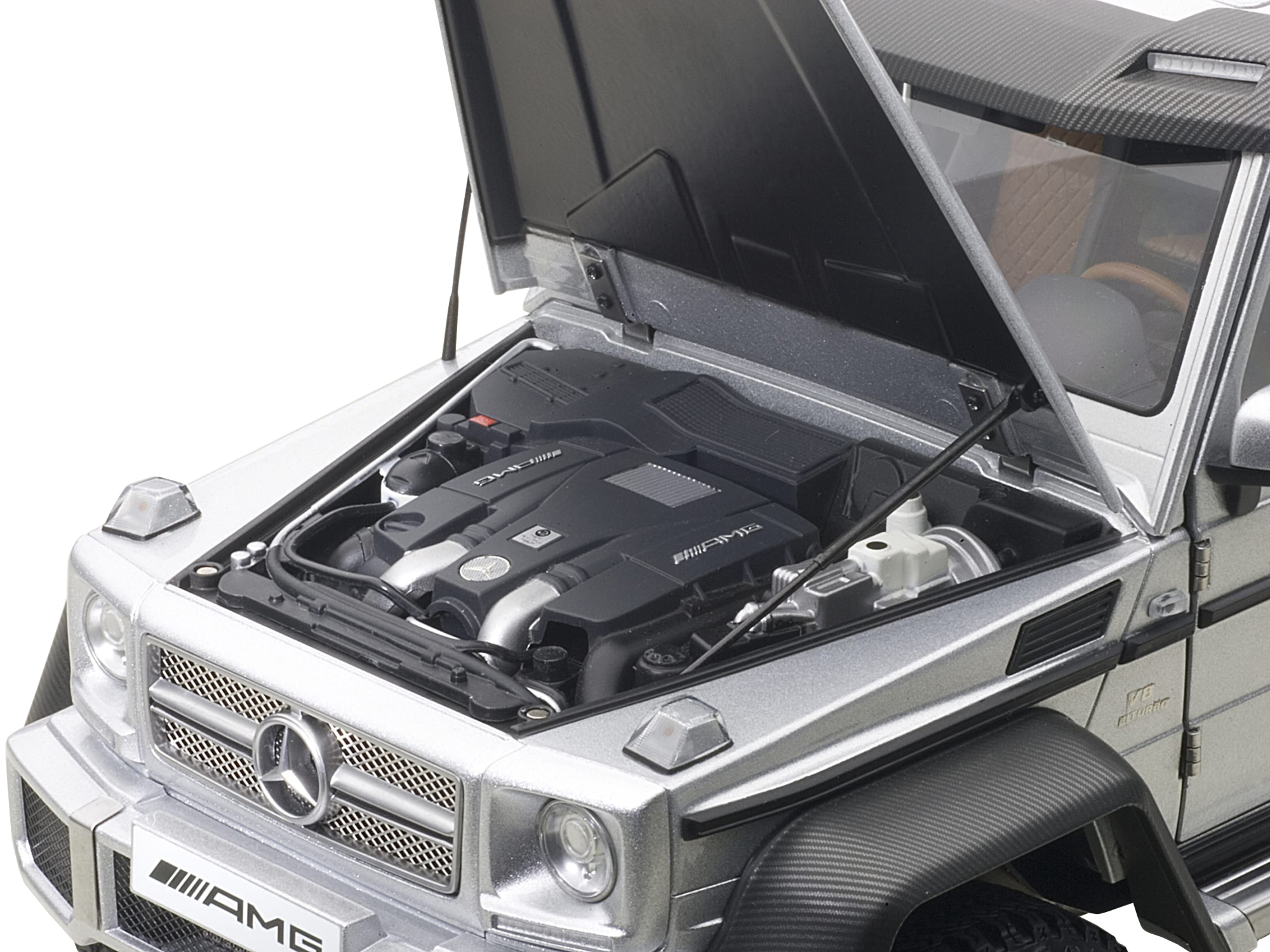 Mercedes G63 AMG 6X6 Silver 1/18 Model Car by Autoart - Image 3