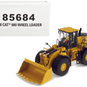 CAT Caterpillar 980 Wheel Loader Yellow with Operator "High Line Series" 1/50 Diecast Model by Diecast Masters