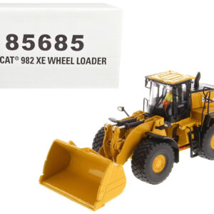 CAT Caterpillar 982 XE Wheel Loader Yellow with Operator "High Line Series" 1/50 Diecast Model by Diecast Masters