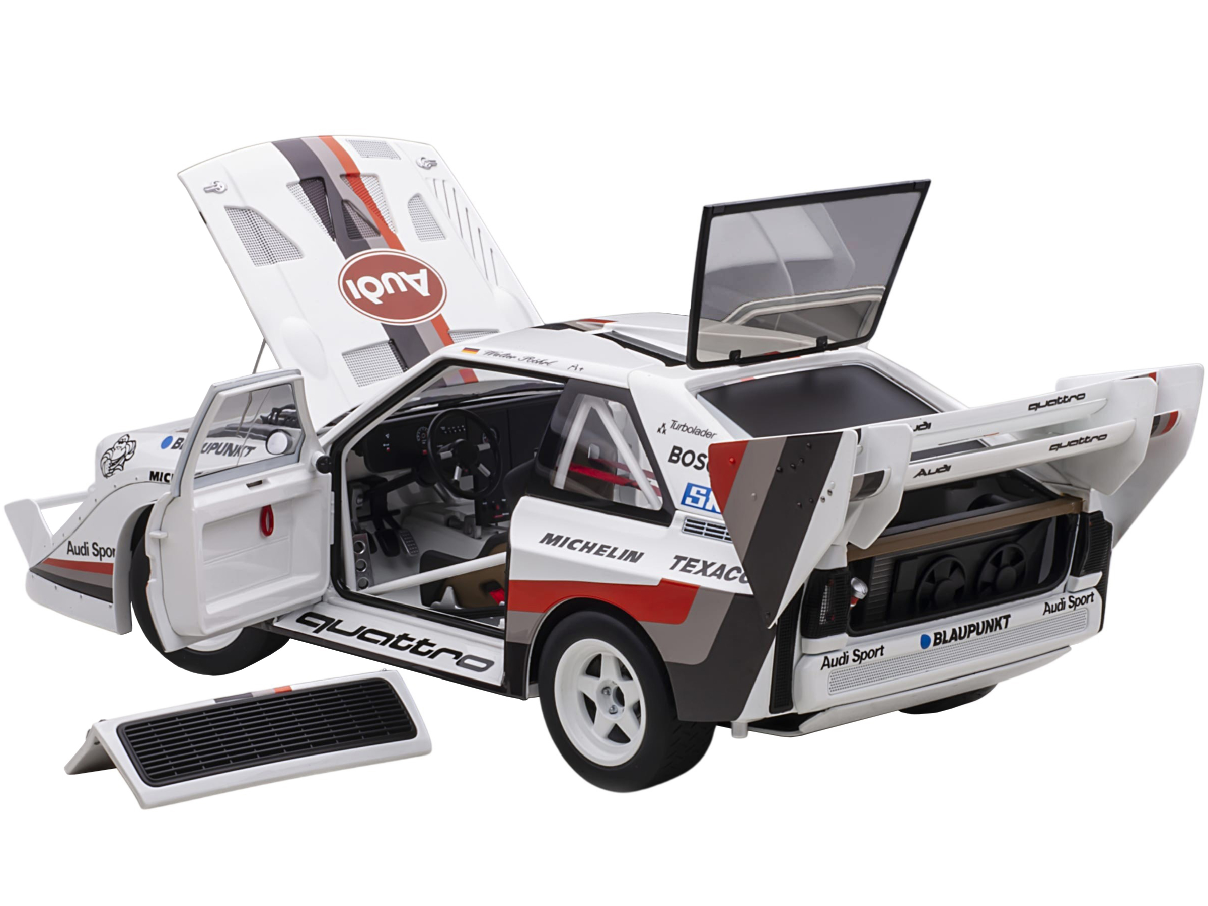 Audi Quattro S1 #1 Walter Roehrl Winner Pikes Peak (1987) 1/18 Model Car by Autoart - Image 2