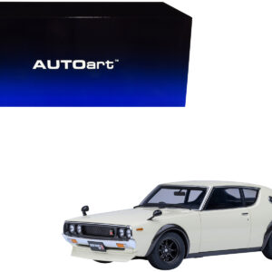 Nissan Skyline 2000GT-R (KPGC110) Tuned Version RHD (Right Hand Drive) White 1/18 Model Car by Autoart