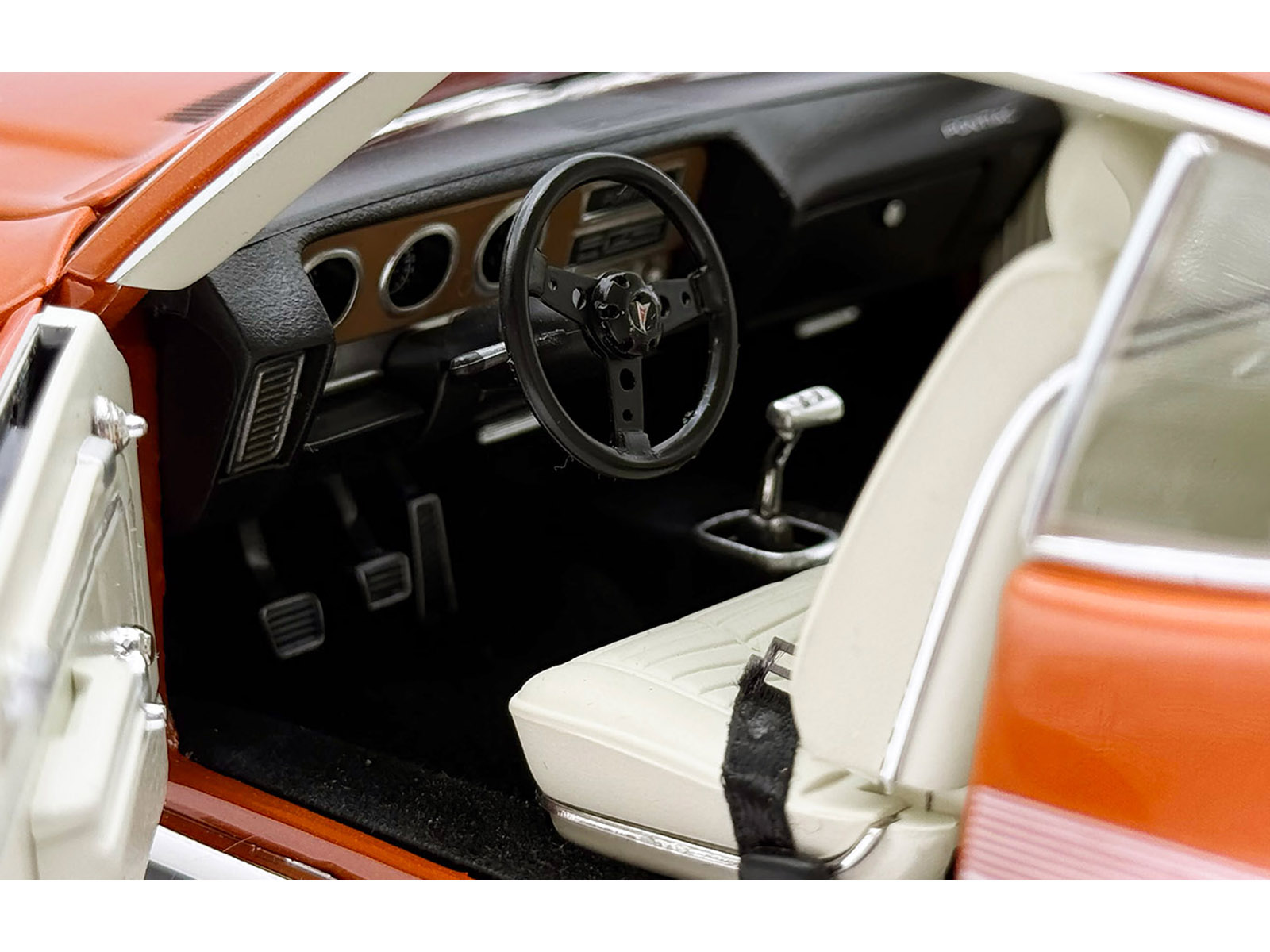 1972 Pontiac GTO LeMans Sundance Orange Metallic with GTO Stripes Limited Edition to 342 pieces Worldwide 1/18 Diecast Model Car by ACME - Image 3
