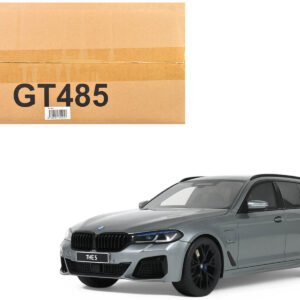 2023 BMW 530E XDrive M Silver Metallic 1/18 Model Car by GT Spirit