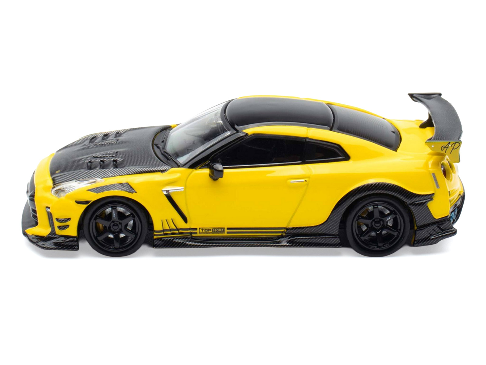 Nissan GT-R (R35) RHD (Right Hand Drive) Yellow with Carbon Hood and Black Top "The Model Car Show Singapore 2025 Event Edition" 1/64 Diecast Model Car by Inno Models - Image 3