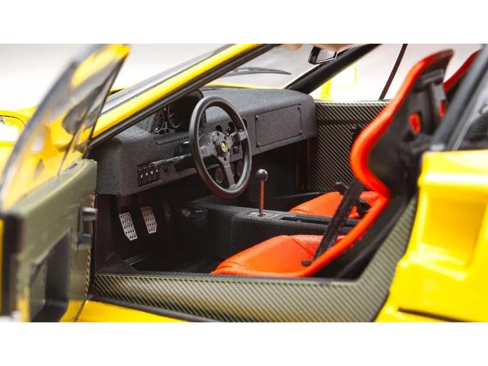 Ferrari F40 Yellow 1/18 Diecast Model Car by Kyosho - Image 3