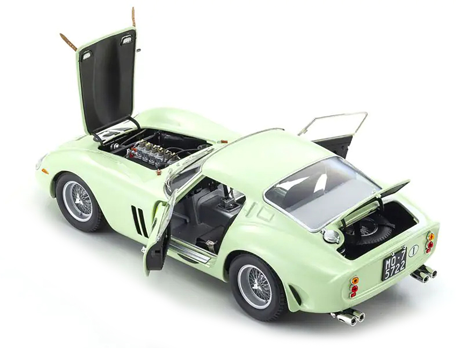 Ferrari 250 GTO #15 Innes Ireland Winner "Goodwood Tourist Trophy" (1962) 1/18 Diecast Model Car by Kyosho - Image 2