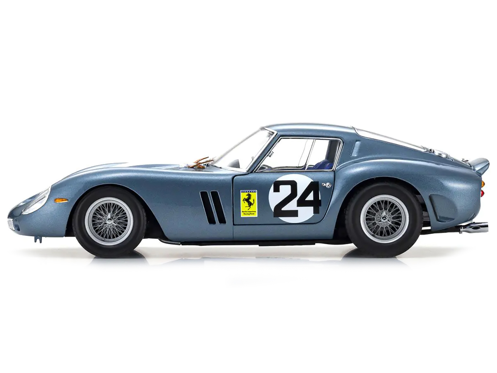 Ferrari 250 GTO #24 Phil Hill - Olivier Gendebien 2nd Place "Sebring 12 Hours" (1962) 1/18 Diecast Model Car by Kyosho - Image 3