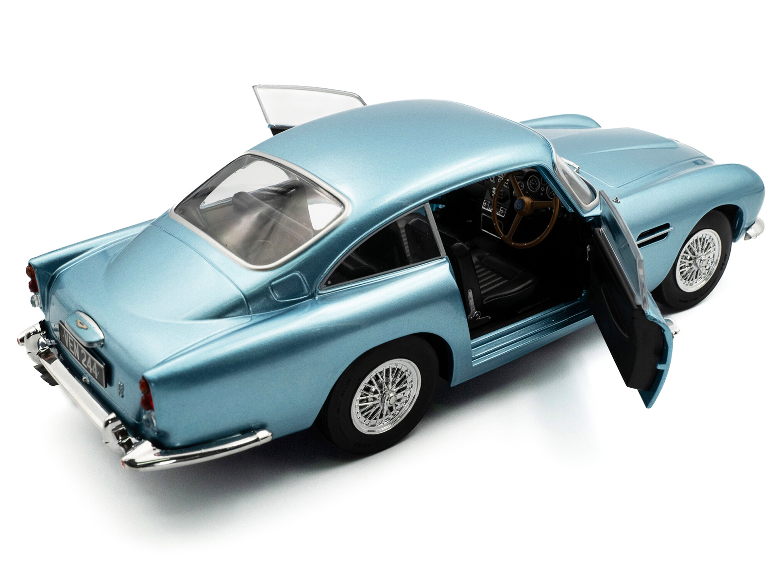 1964 Aston Martin DB5 RHD (Right Hand Drive) Light Blue Metallic 1/18 Diecast Model Car by Solido - Image 4