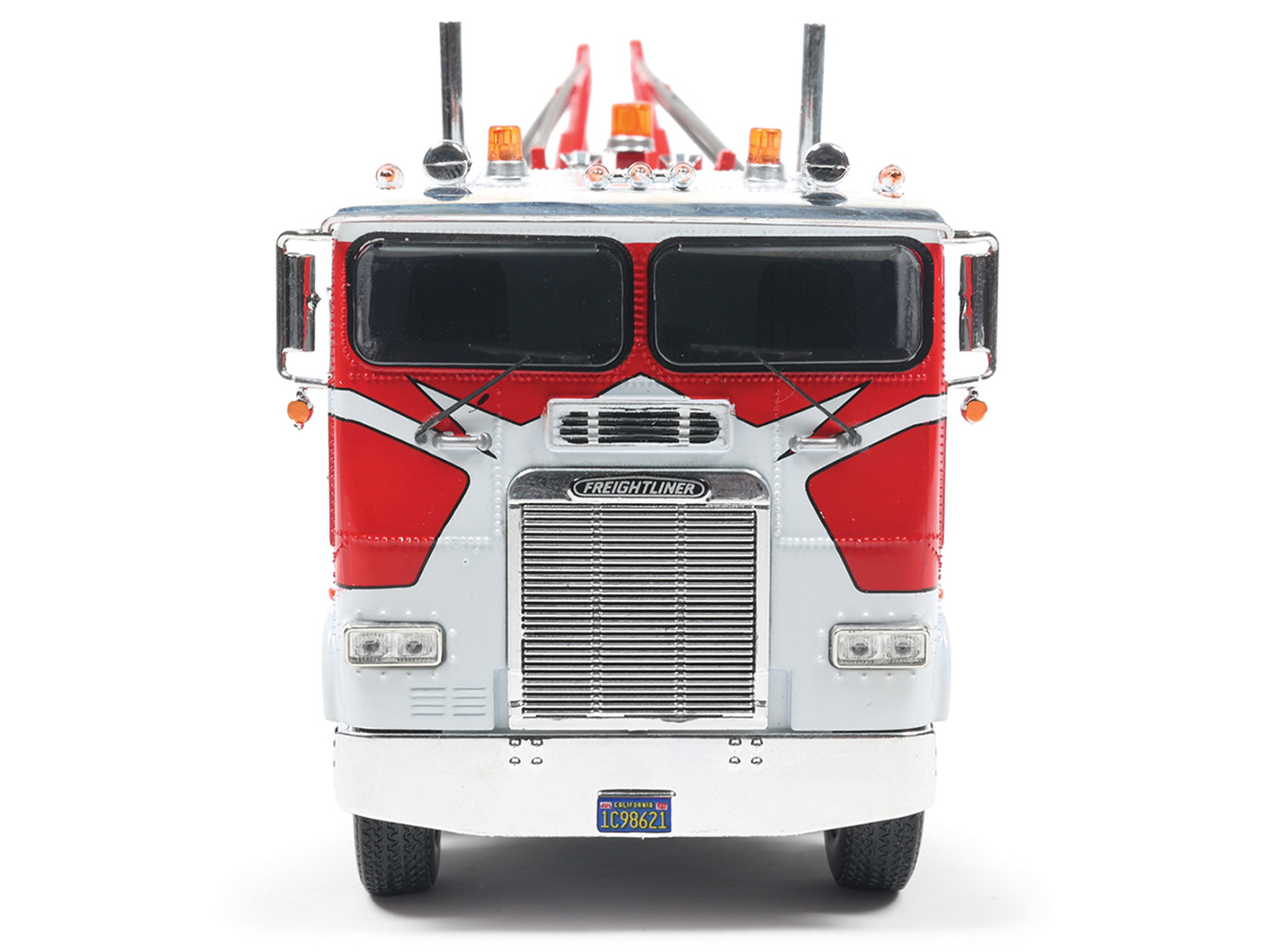 1987 Freightliner FLA Tow Truck Red and White 1/43 Diecast Model by IXO Models - Image 3